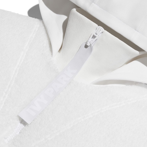 Size Large - Adidas x IVY PARK Ivy Park 1/2 Zip Quilted Sherpa Jacket 🤍❄️ - Picture 3 of 16